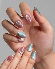 Gemstone Petals - Lisa(Co-Creator) 💫