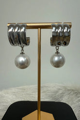 Sasha Drop Pearl Textured Studs