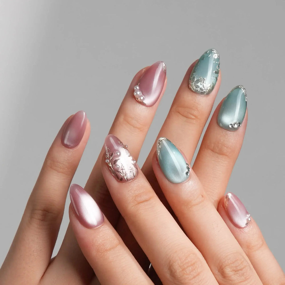 Gemstone Petals - Lisa(Co-Creator) 💫